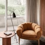 Elegant Shell Accent Chair with Velvet Upholstery and Gold Legs