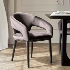 Mocha Plush Velvet Chair – soft velvet accent chair in rich mocha tone with curved back and cushioned seat